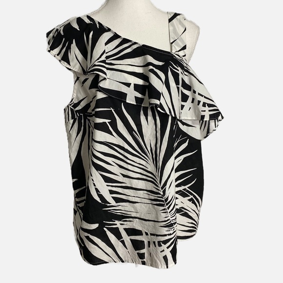 Who What Wear Black and White Tropical Palm Leaves Print Top NWT - Picture 1 of 10